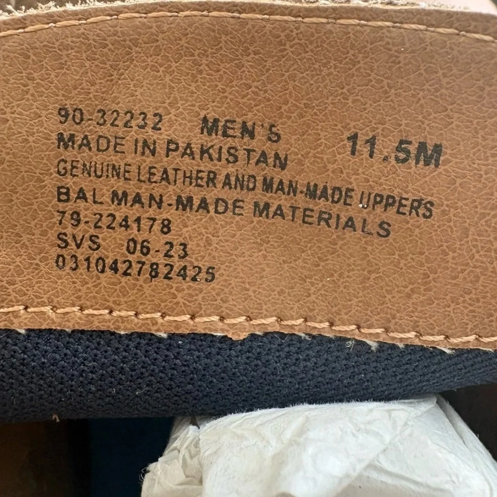 Dockers Calgary Supreme Comfort  NEW